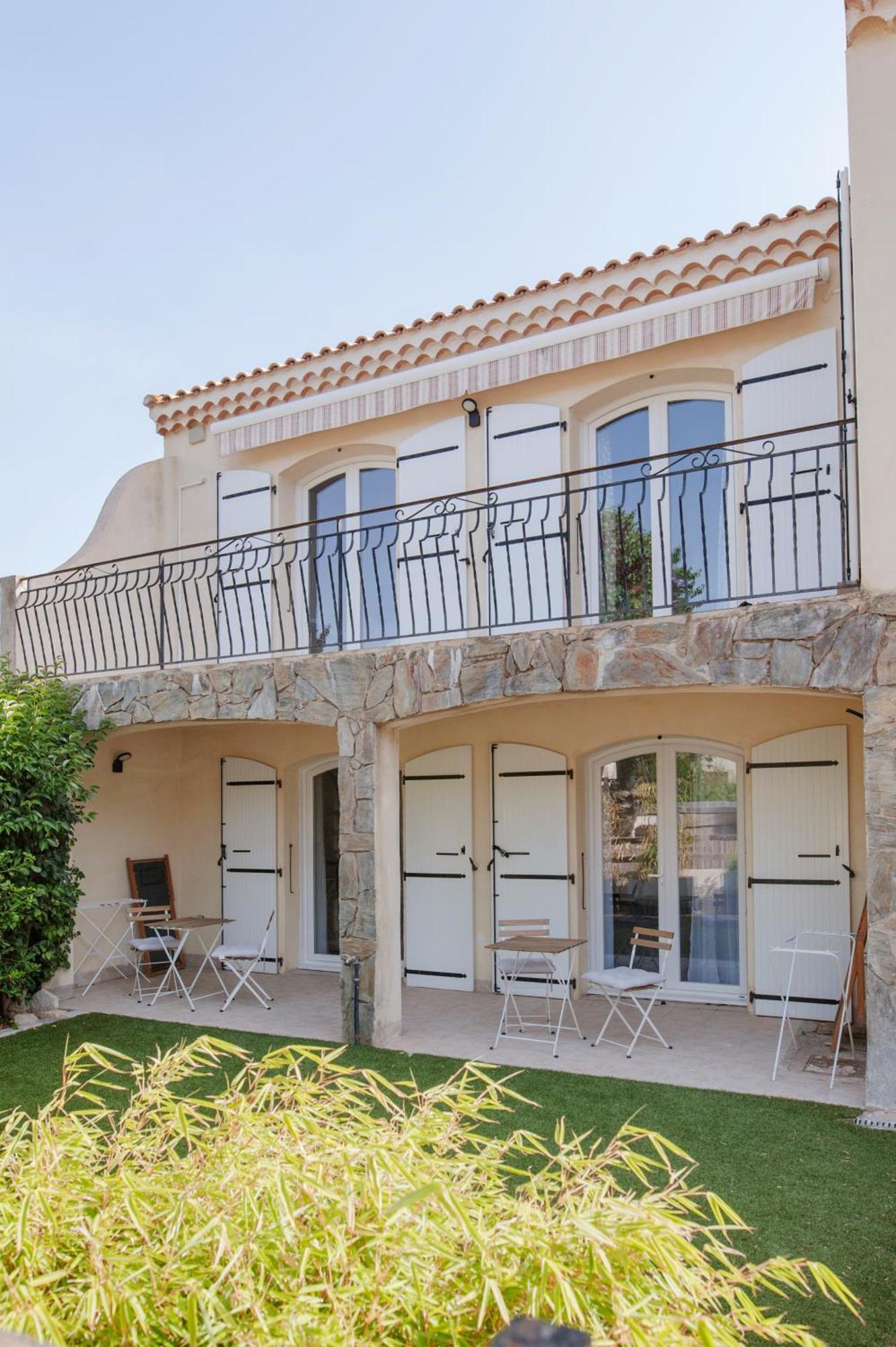 Villa Le Solaret Famille Sète Esterno foto